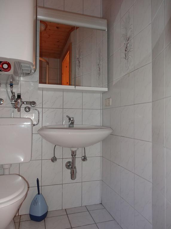 Sonnenhanghutte Innerkrems Phòng bức ảnh